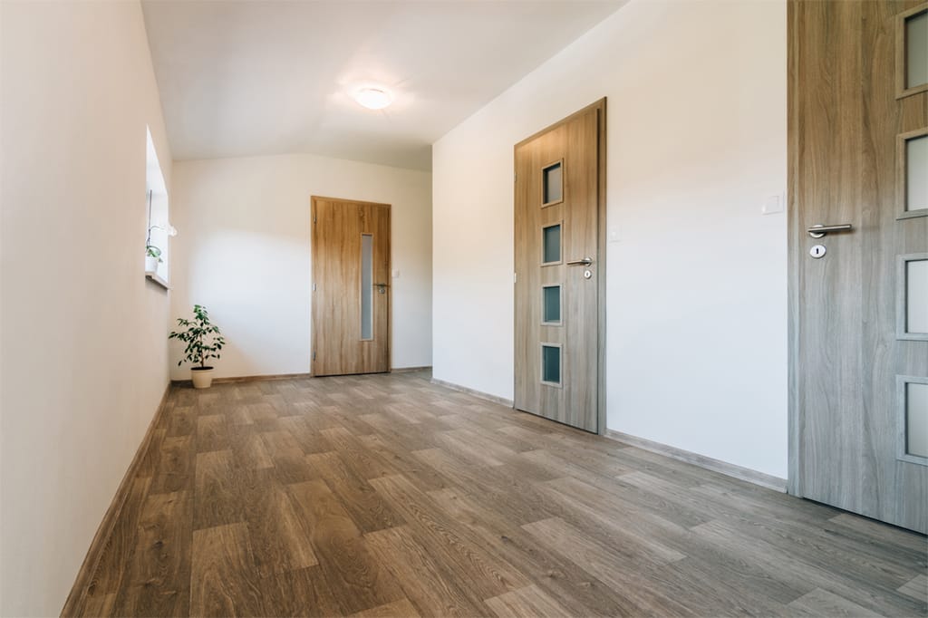 Realisatie binnendeuren in een interieur